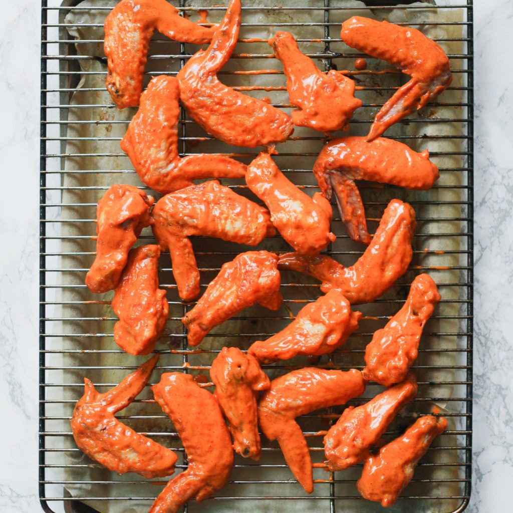 Spicy Garlic Sauce Chicken Wings Paleo