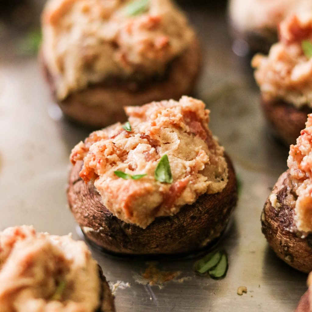 Paleo Stuffed Mushrooms with Prosciutto & "Cheese" (Whole30, Keto)