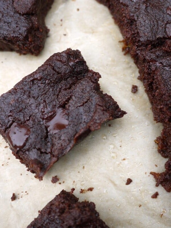 paleo dark chocolate fudge brownies