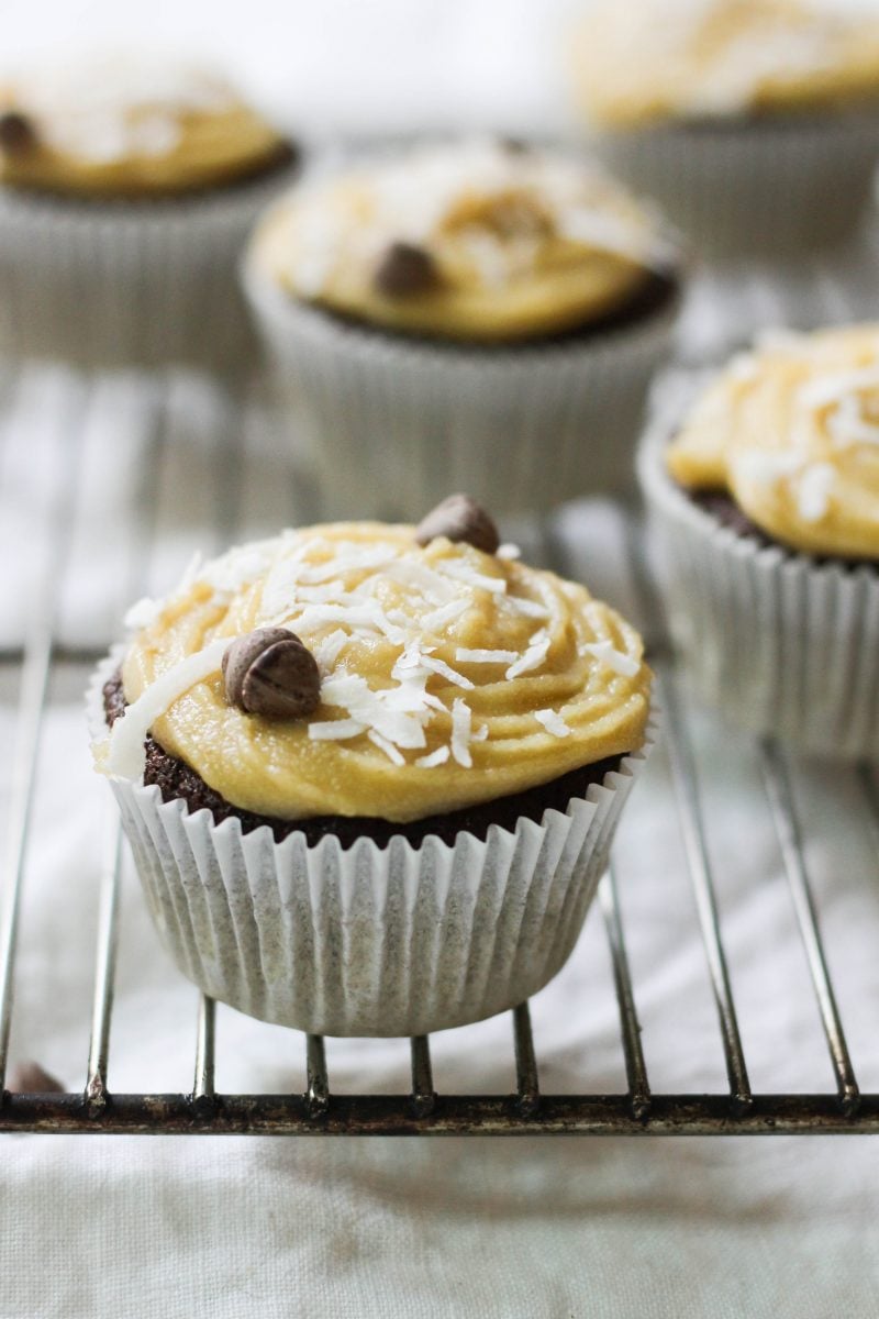 Paleo Chocolate Cupcakes with Maple Vanilla Frosting