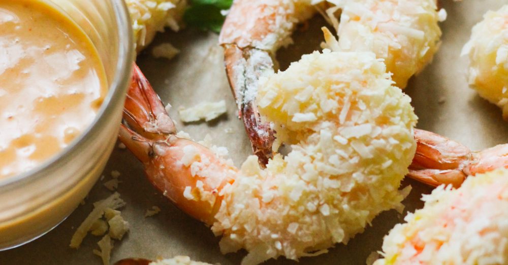 Paleo Coconut Shrimp with Sriracha Mayo Dipping Sauce (Whole30) What
