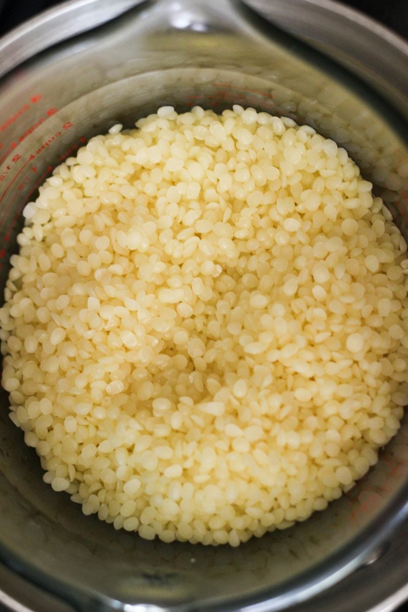 How to Make Beeswax Candles + Why I Don't Buy Scented Candles What