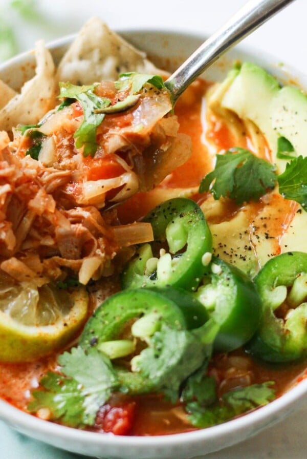 Instant Pot or Slow Cooker Paleo Buffalo Chicken Chili