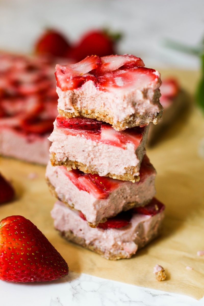 Strawberry No Bake Cheesecake Bars (Paleo, Vegan)