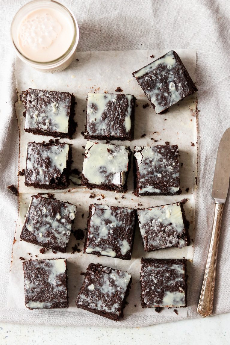 White Chocolate Glaze Paleo Brownies [VIDEO] What Great Grandma Ate