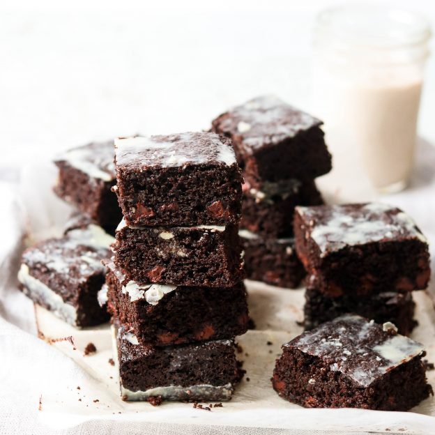 White Chocolate Glaze Paleo Brownies [VIDEO] What Great Grandma Ate