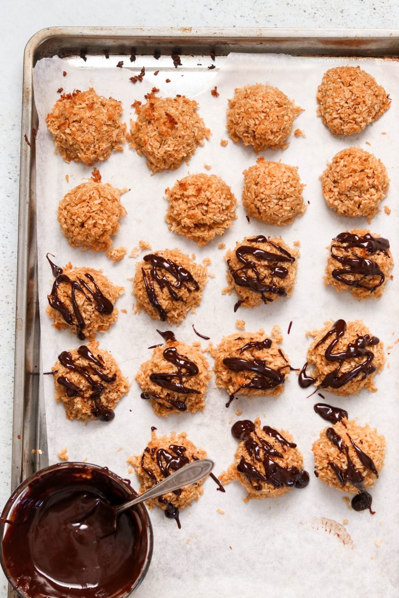 chocolate drizzled paleo coconut macaroons