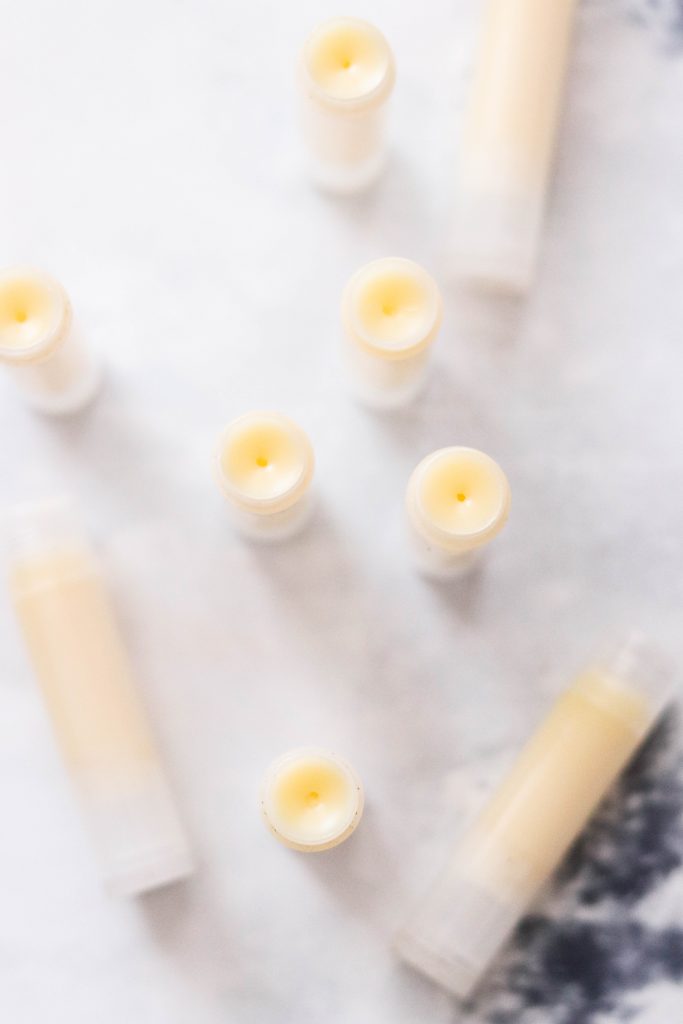 Homemade Beeswax Lip Balm (AllNatural and Toxin Free!) + 5 Ingredients