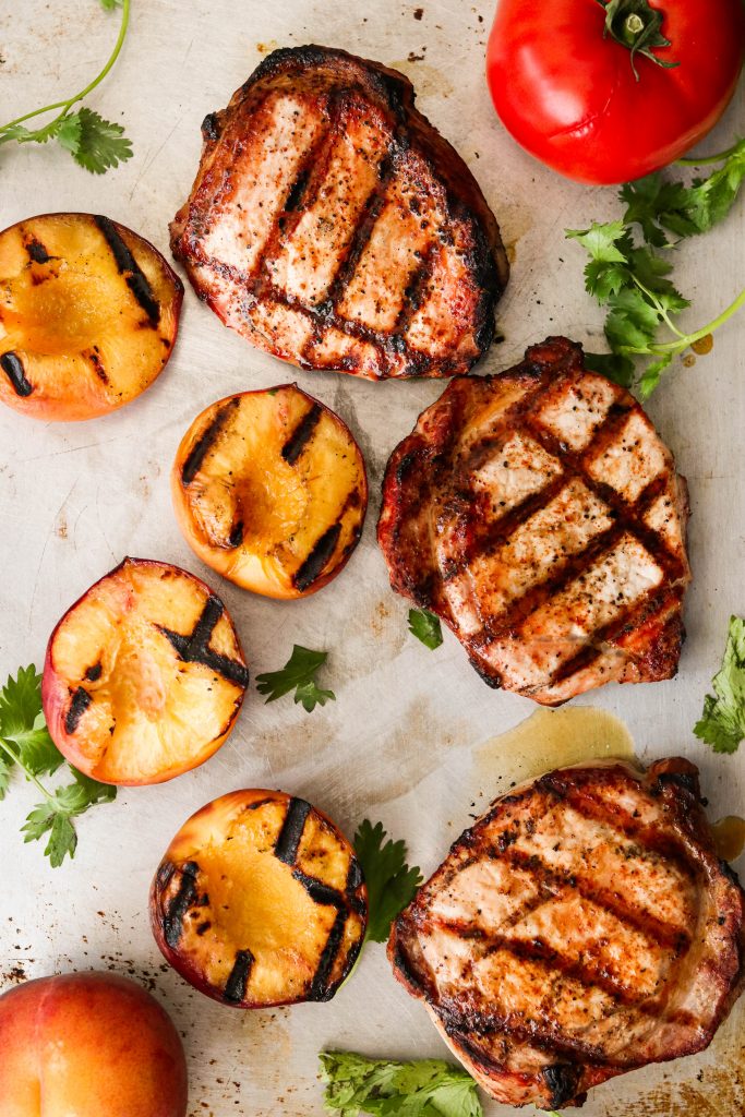 whole30 grilled pork chops and peaches