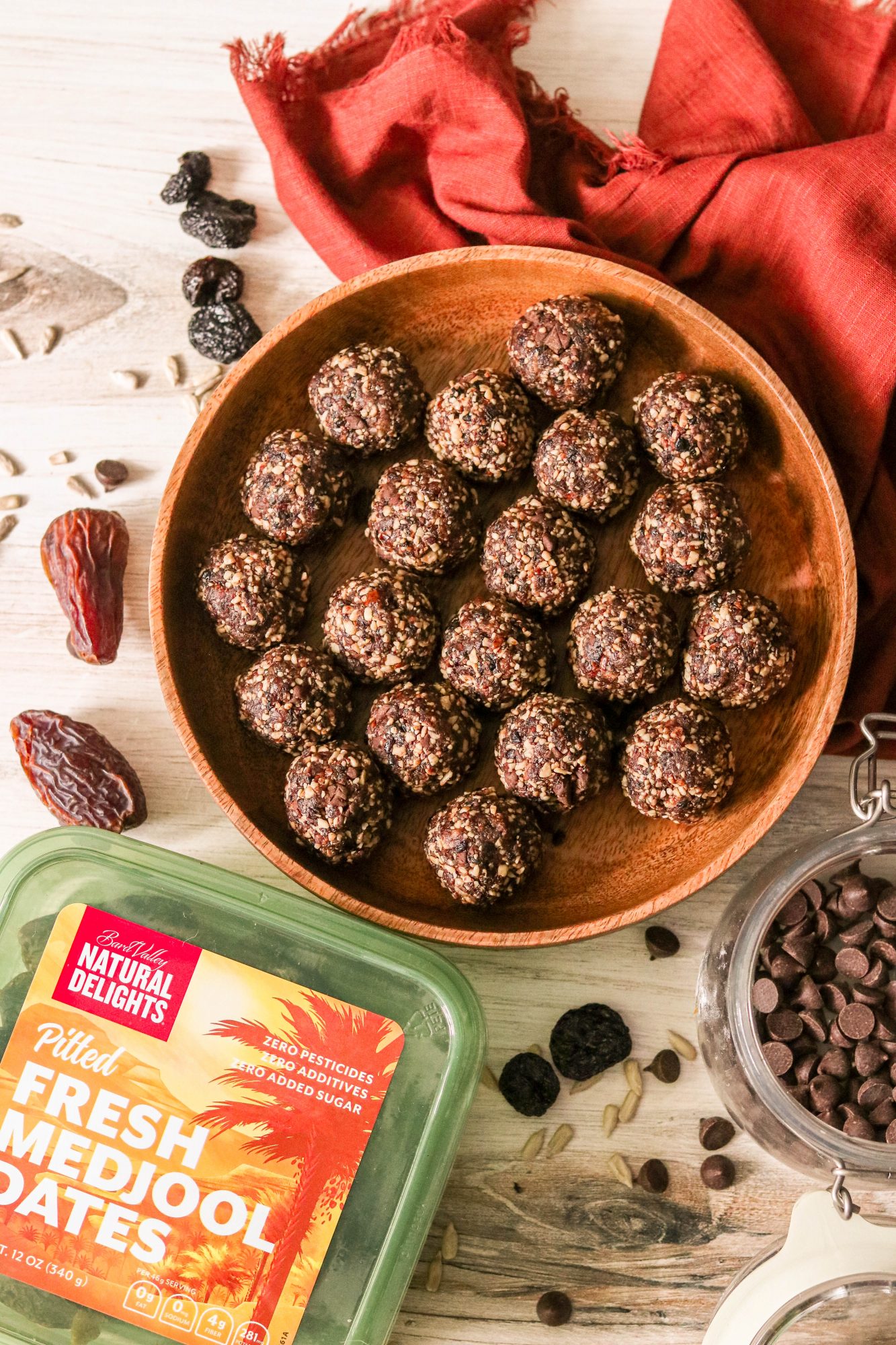 Dark Chocolate Cherry Energy Bites (Paleo, Vegan, No Bake) What Great