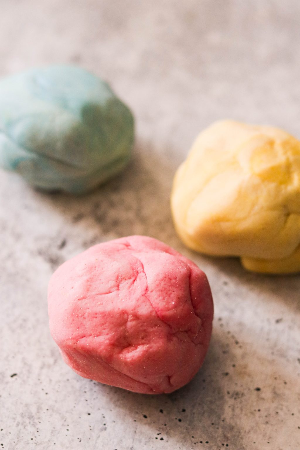 Easy Homemade No Cook Playdough Recipe (Gluten Free)