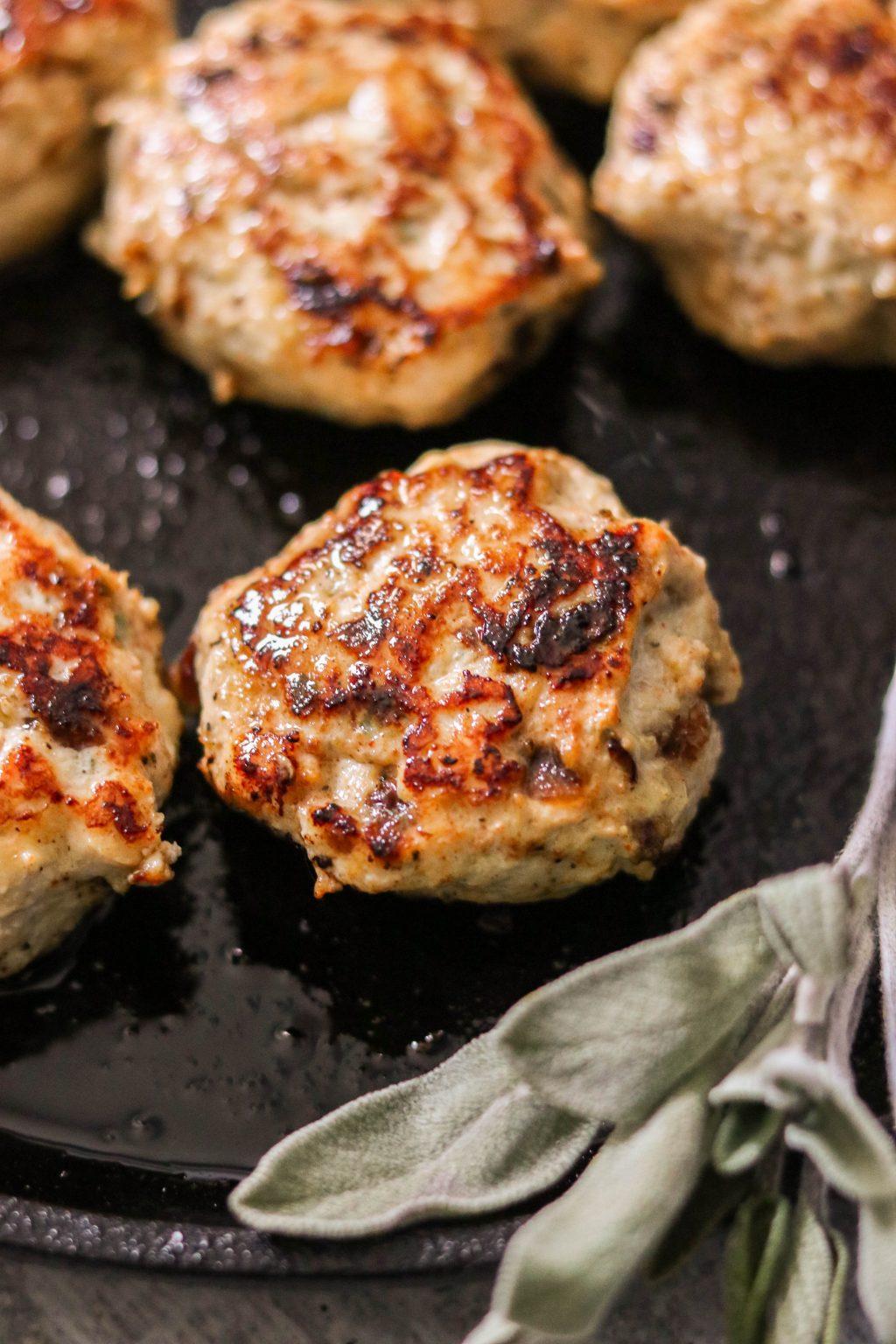 Chicken Breakfast Sausage Recipe (Paleo, Whole30) Quick & Easy!