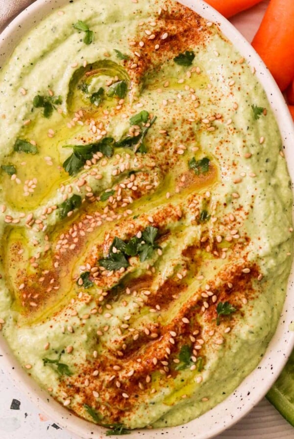 paleo and vegan raw zucchini hummus