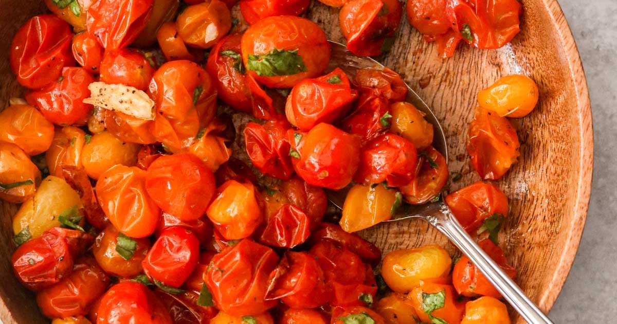 10-Minute Roasted Air Fryer Tomatoes