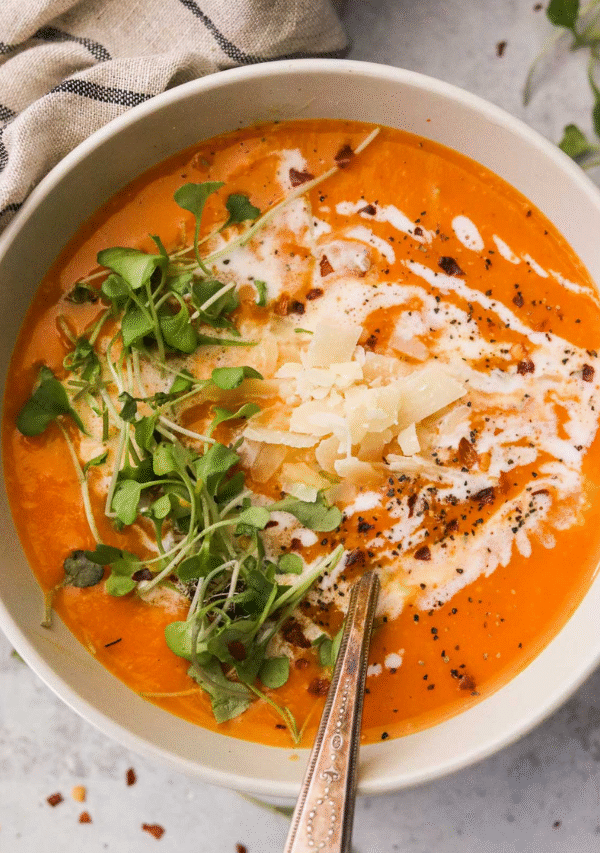 Creamy Butternut Squash and Red Pepper Soup