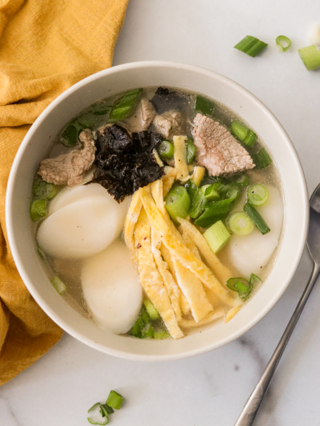 Korean Rice Cake Soup TteokGuk What Great Grandma Ate
