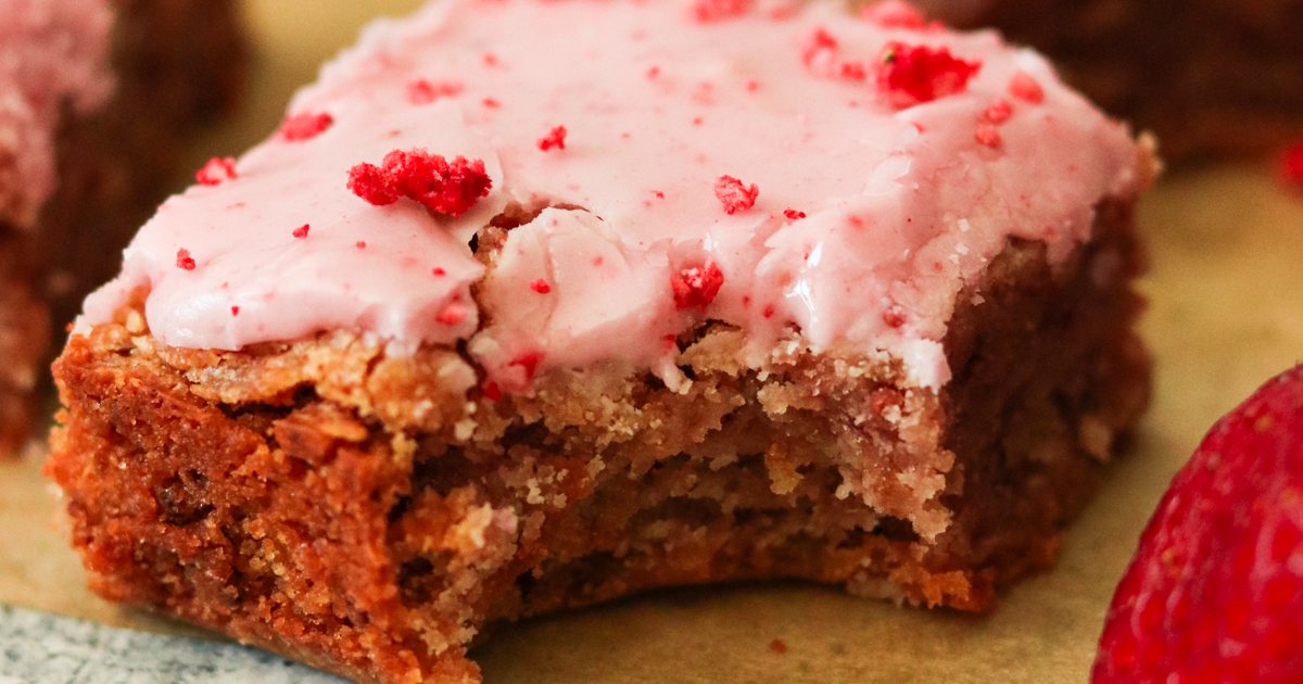 Best Ever White Chocolate Strawberry Brownies Recipe