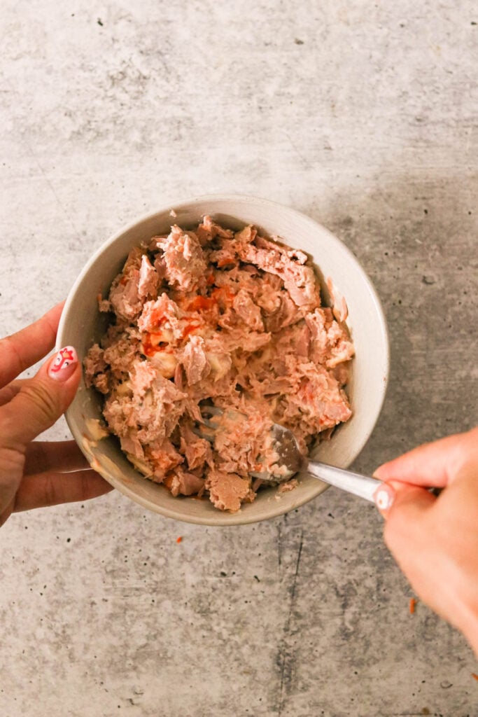 bowl of spicy tuna mixed with mayo and sriracha for sushi filling