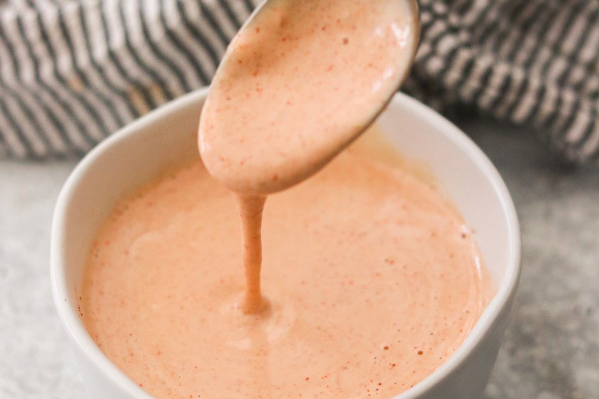 Homemade Yum Yum Sauce (Easy Hibachi Copycat)